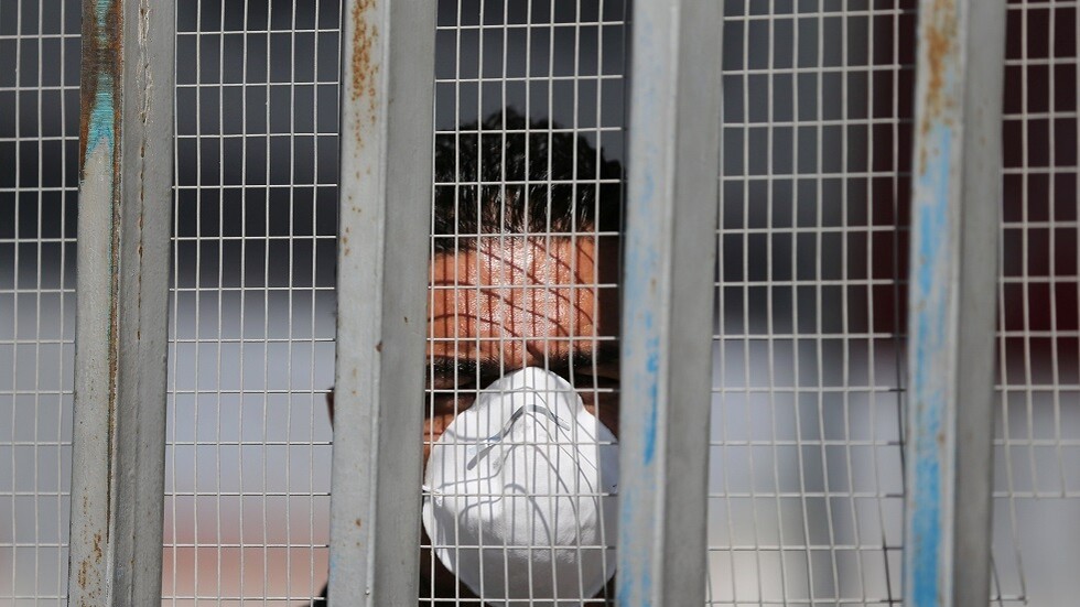 كورونا.. صاحب فندق في قطاع غزة ينذره للحجر الصحي