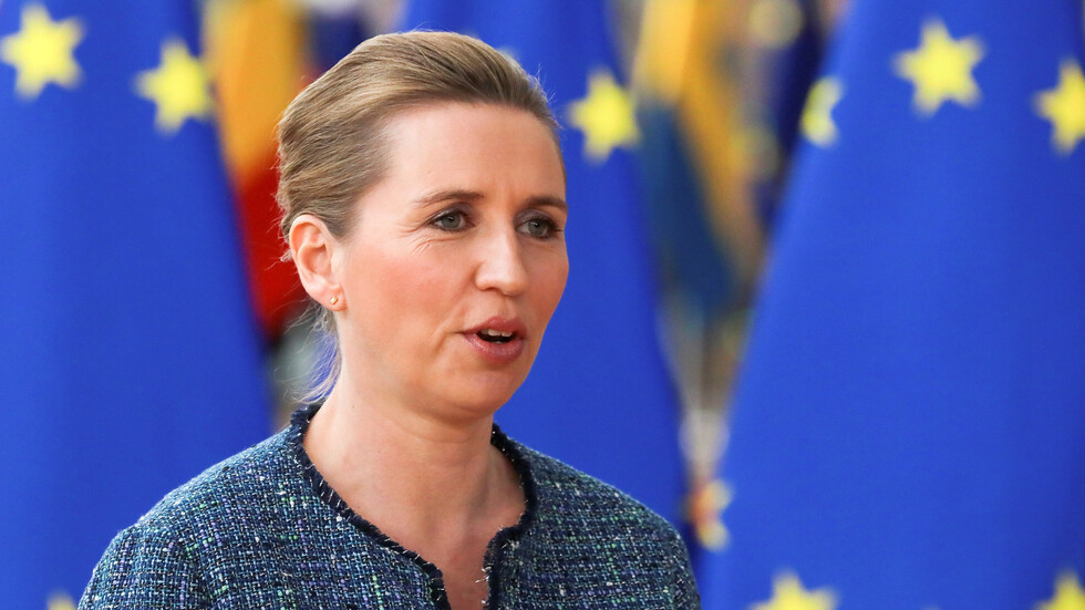 الدنمارك تمنع التجمعات تفاديا لكورونا