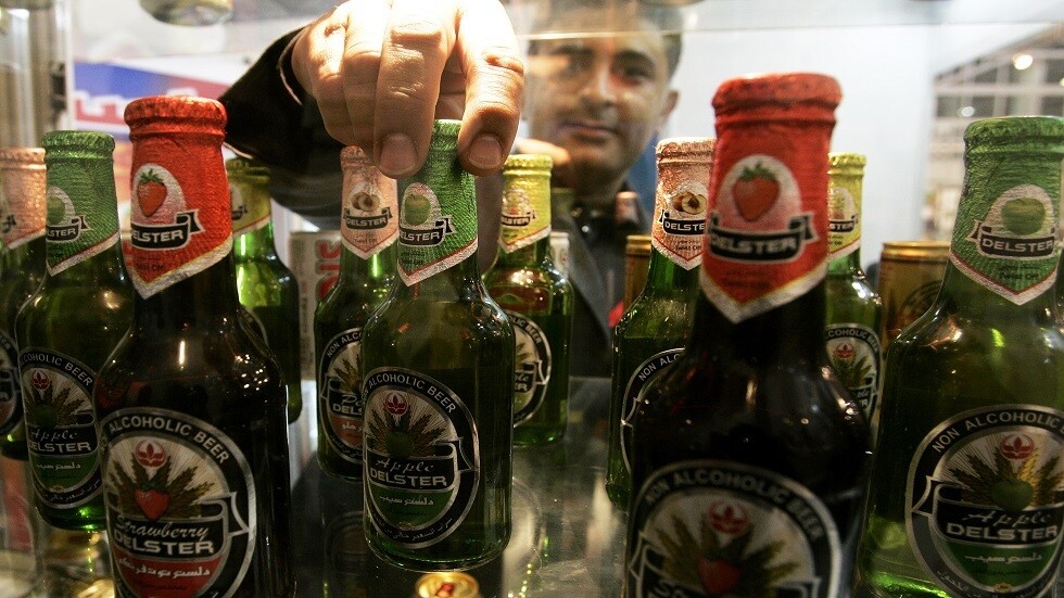 مسؤول إيراني: ضحايا الكحول المغشوش في بلادنا أكثر من ضحايا كورونا