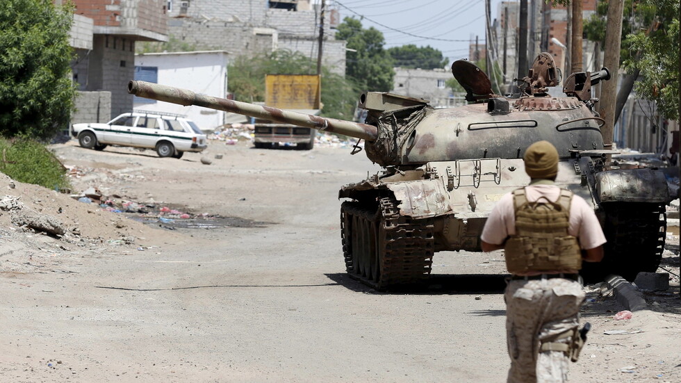 في موقف نادر.. السعودية توجه انتقادات حادة إلى قوات الحكومة اليمنية