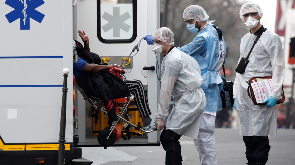 مدير أحد مستشفيات موسكو يكشف عن أبرز علامات الإصابة بـ"كورونا"