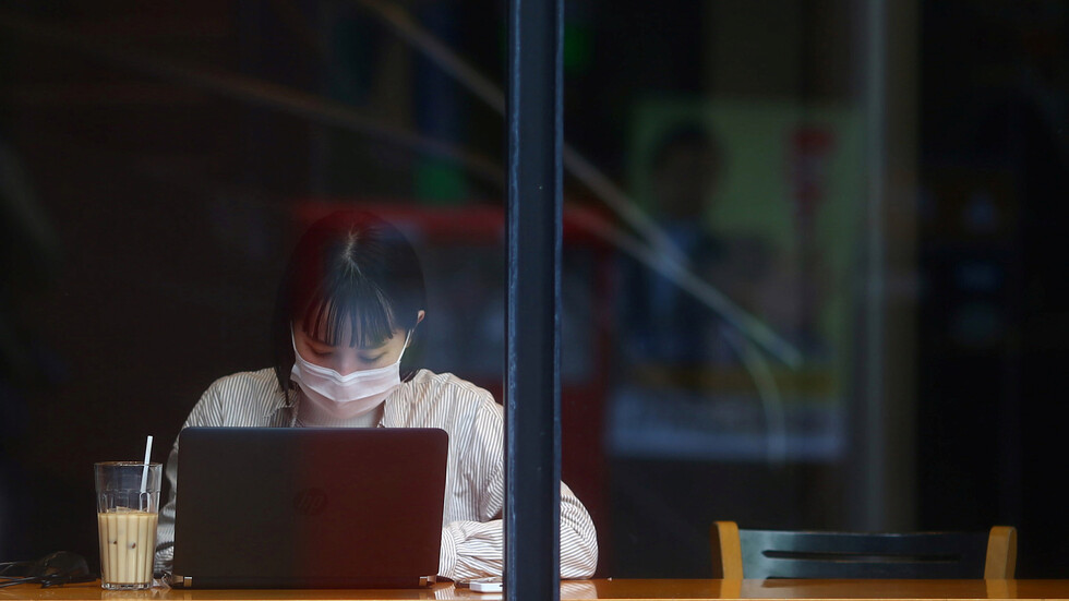 اليابان تسجل أكثر من 1000 إصابة بفيروس كورونا