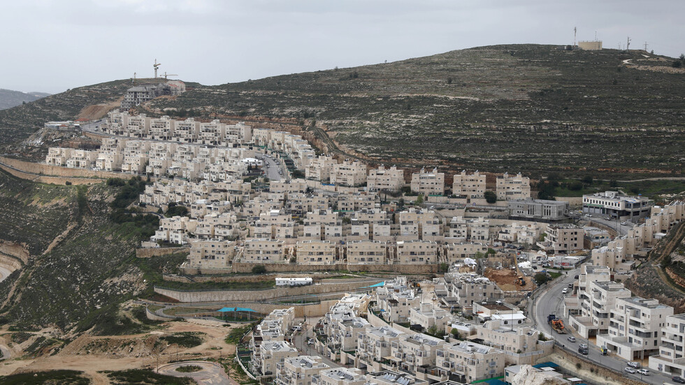 منظمة التحرير: إسرائيل تستغل أزمة كورونا لمواصلة الاستيطان وفصل القدس