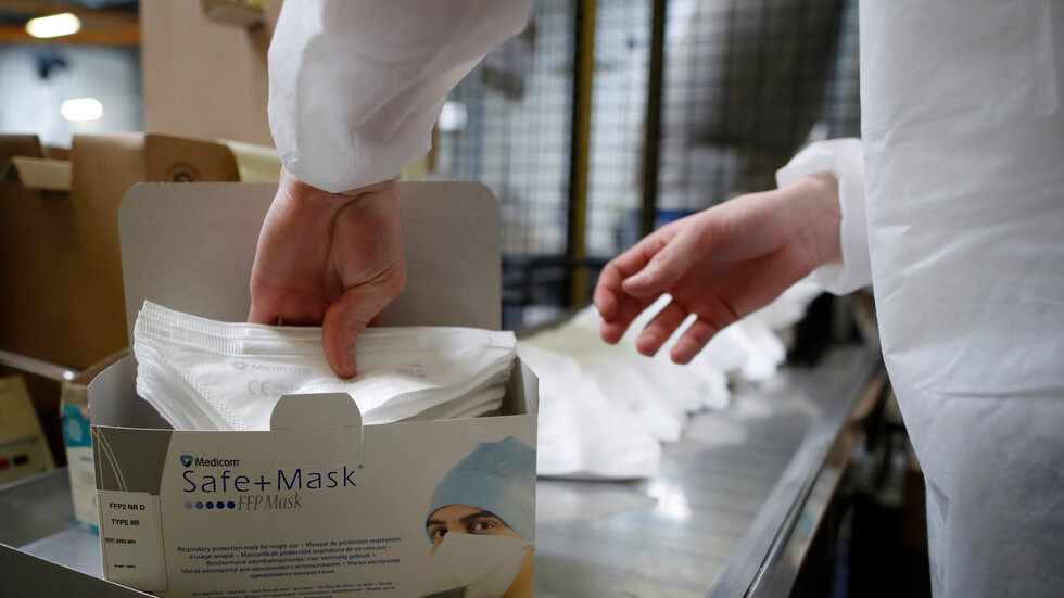 شركة فرنسية للمنتوجات الفاخرة تطلب من الصين 40 مليون كمامة طبية