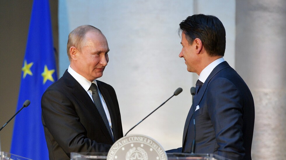 بوتين يؤكد لكونتي استعداد روسيا لمساعدة إيطاليا في مكافحة كورونا