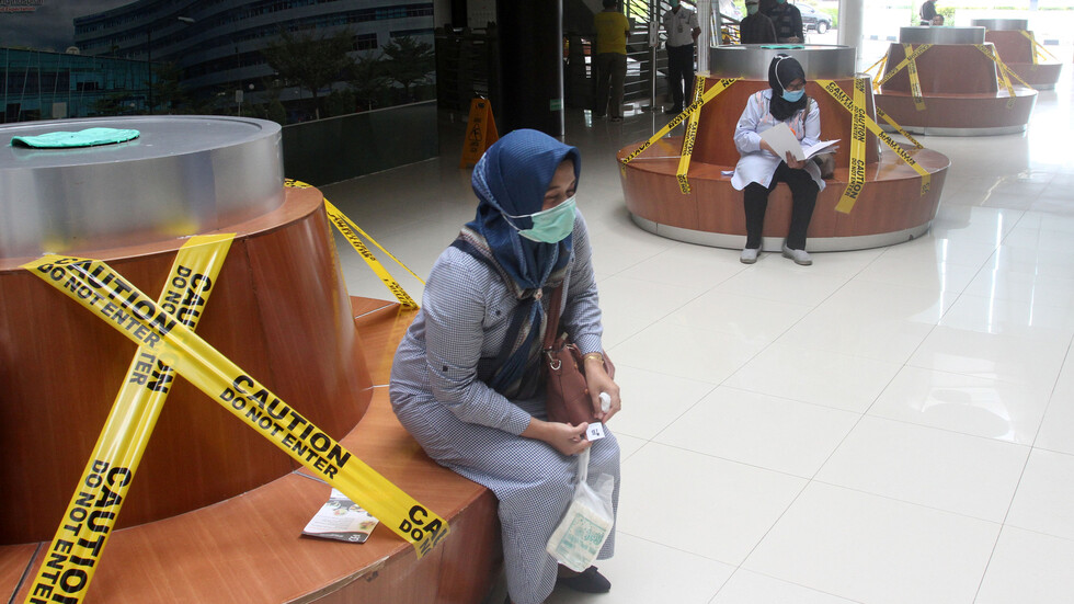 10 وفيات وأكثر من 200 إصابة جديدة بكورونا في إندونيسيا وماليزيا وسنغافورة