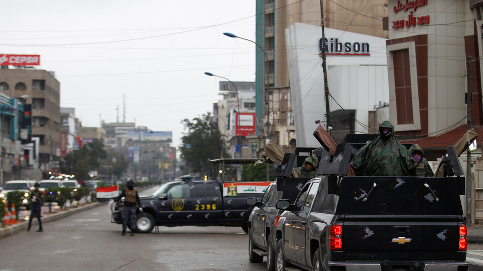 تمديد حظر التجوال في العراق وتعليق الرحلات الجوية لمكافحة كورونا