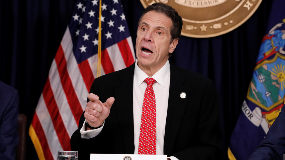 حاكم ولاية نيويورك: تسجيل 4812 إصابة جديدة بفيروس كورونا خلال يوم واحد