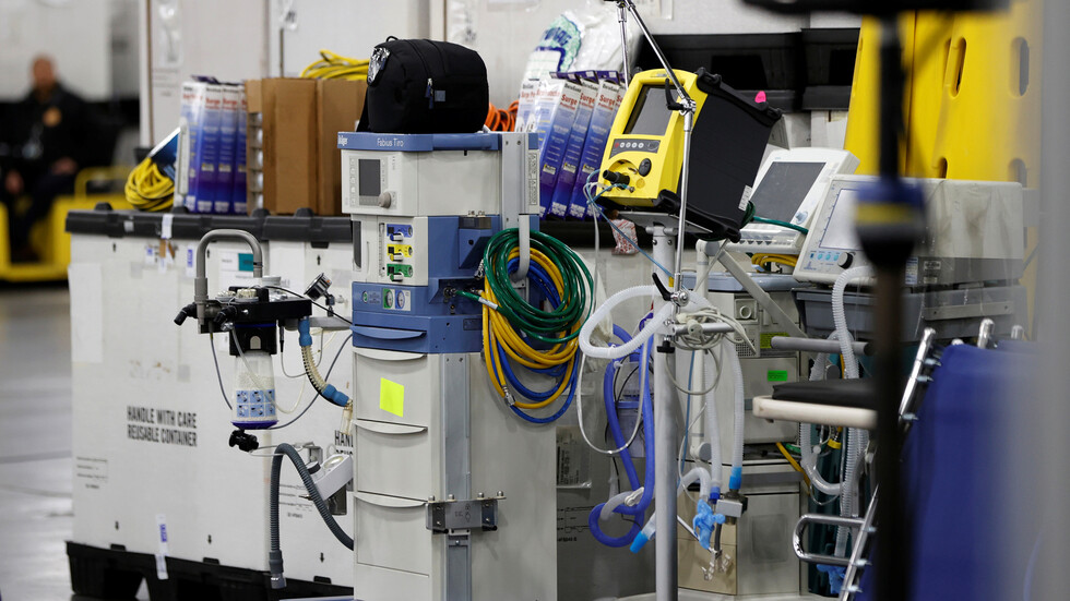 عدد المصابين بكورونا في الولايات المتحدة أكثر من 41 ألف شخص