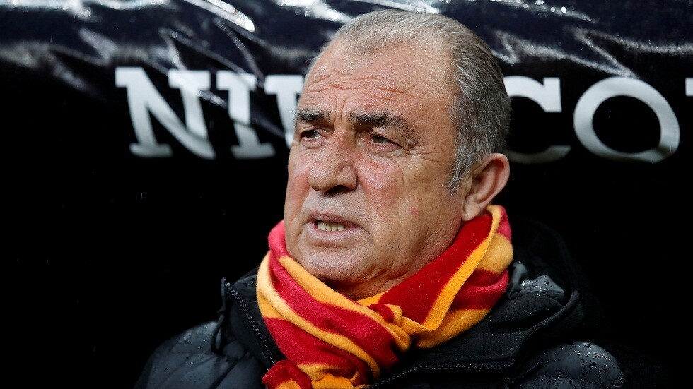 مدرب غلطة سراي التركي يعلن إصابته بفيروس كورونا