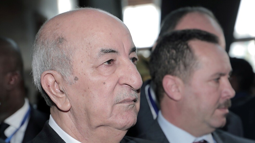 الرئيس الجزائري يغرد مواسيا سكان مدينة البليدة الخاضعة للحجر الصحي