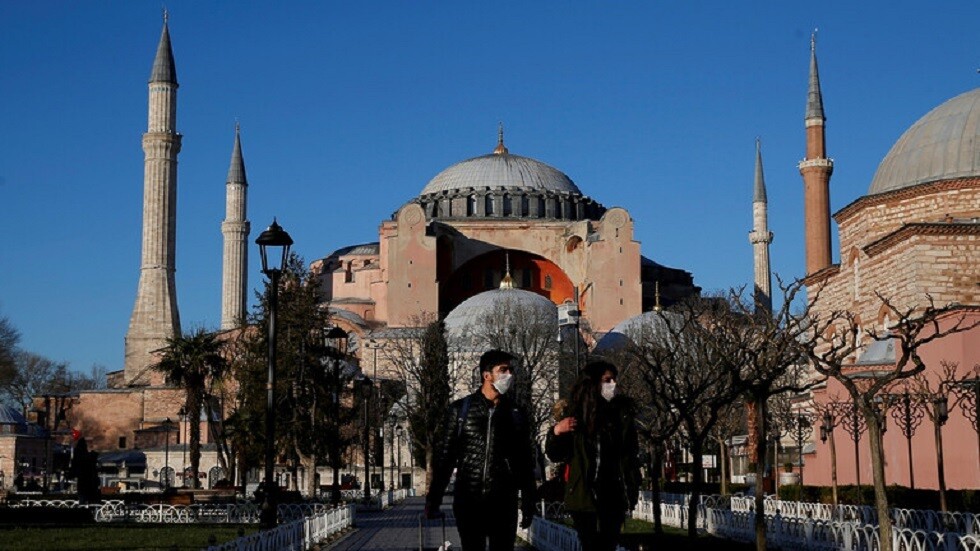 تركيا تمدد إغلاق المدارس حتى 30 أبريل بسبب كورونا