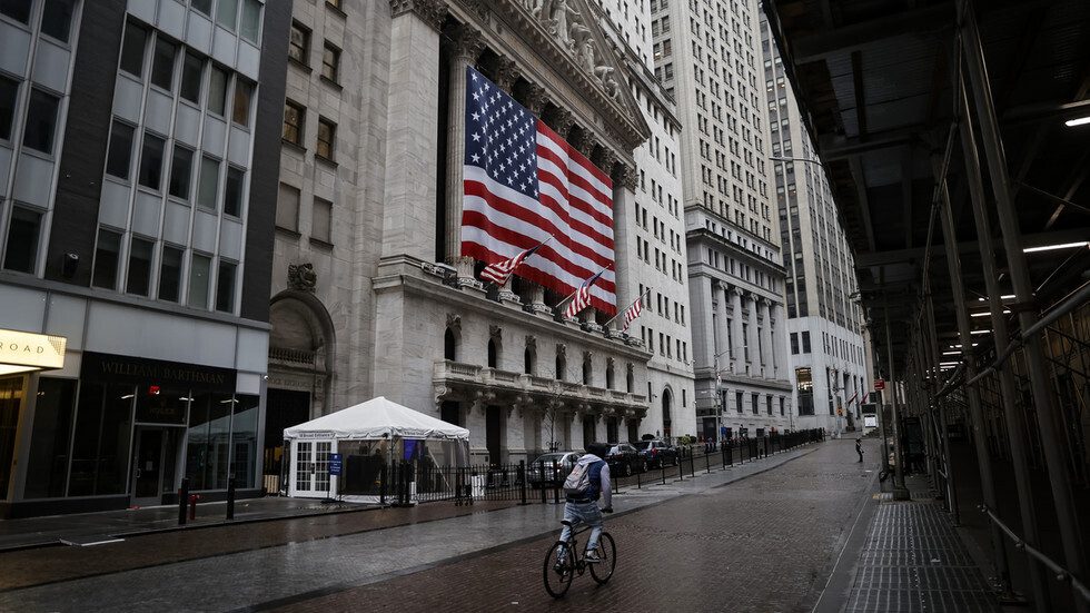 كم يوما ستكفي 2 تريليون دولار الولايات المتحدة؟