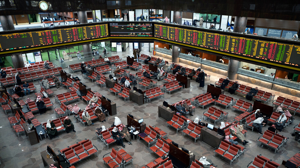 البورصات الأوروبية وأسواق النفط تتلون بالأحمر