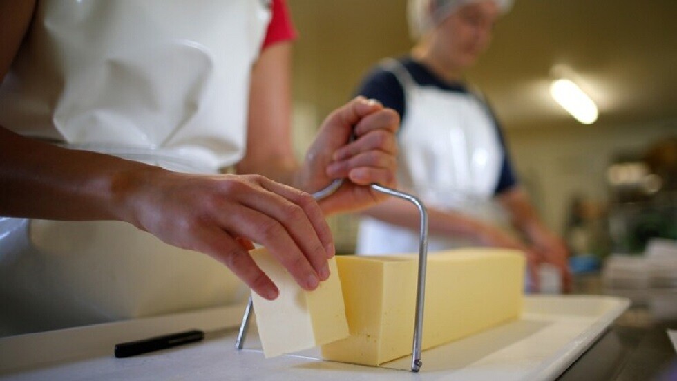 لمواجهة كورونا.. أكاديمي روسي ينصح بعدم الامتناع عن الدهون الحيوانية