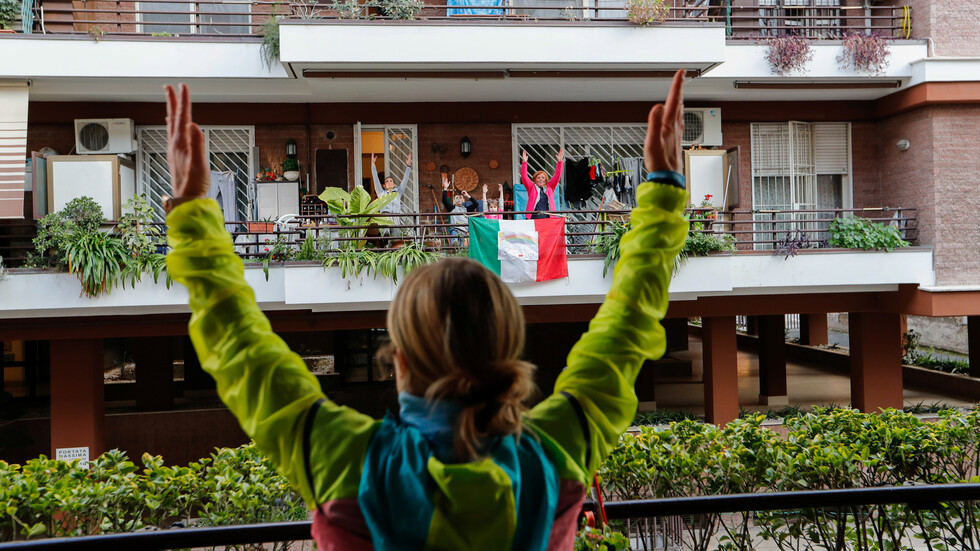 مسؤول صحي إيطالي بارز: تفشي كورونا في بلادنا لم يبلغ ذروته بعد