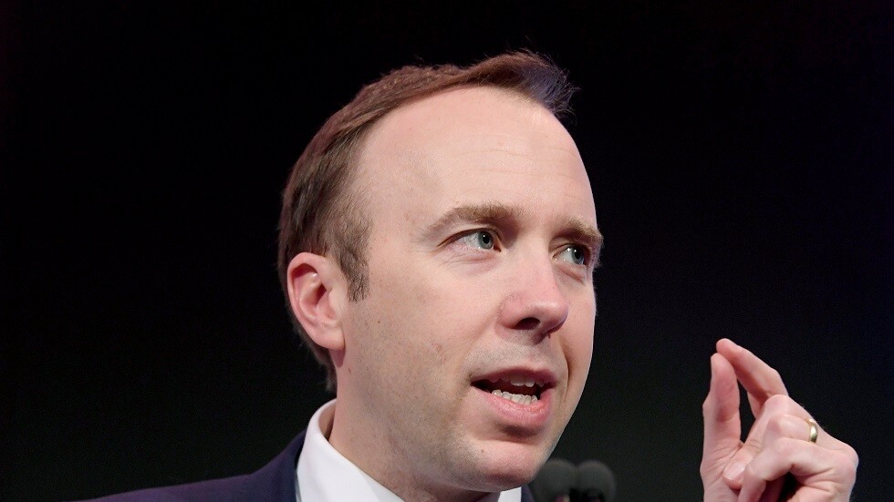 وزير الصحة البريطاني يعلن إصابته بفيروس كورونا