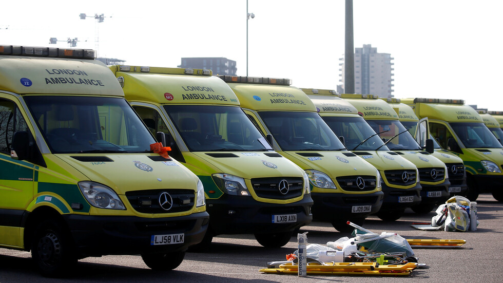 بريطانيا.. 260 وفاة جديدة بكورونا خلال يوم وحصيلة الضحايا تتجاوز الـ1000