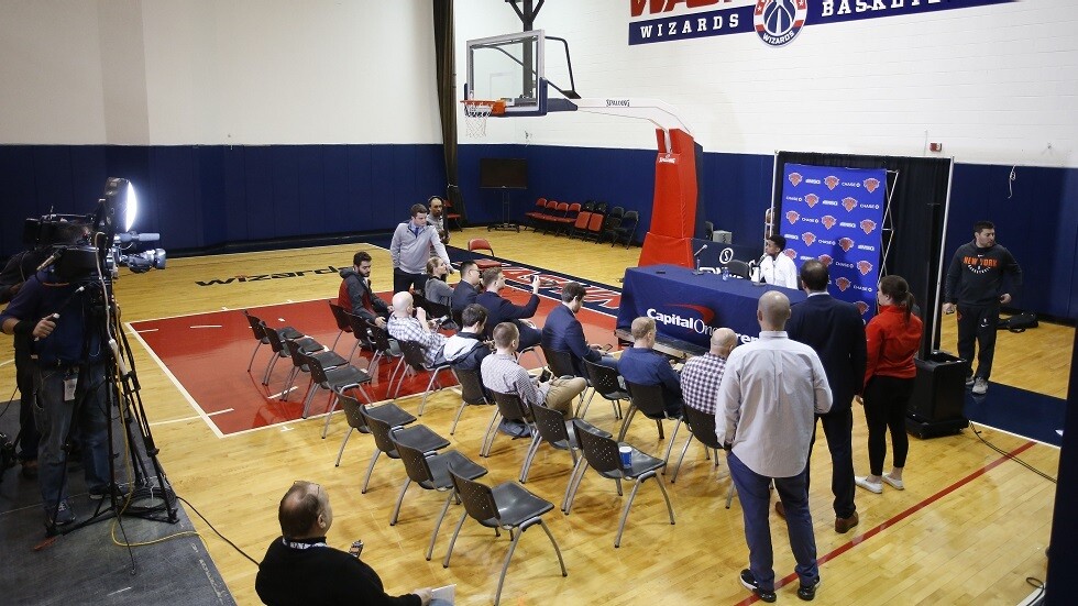 إصابة مالك نيويورك نيكس بفيروس كورونا