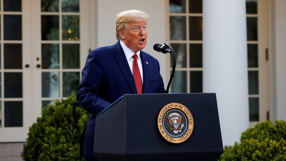 ترامب: وفاة 200 ألف شخص في الولايات المتحدة بكورونا ستكون نتيجة جيدة والذروة بعد أسبوعين