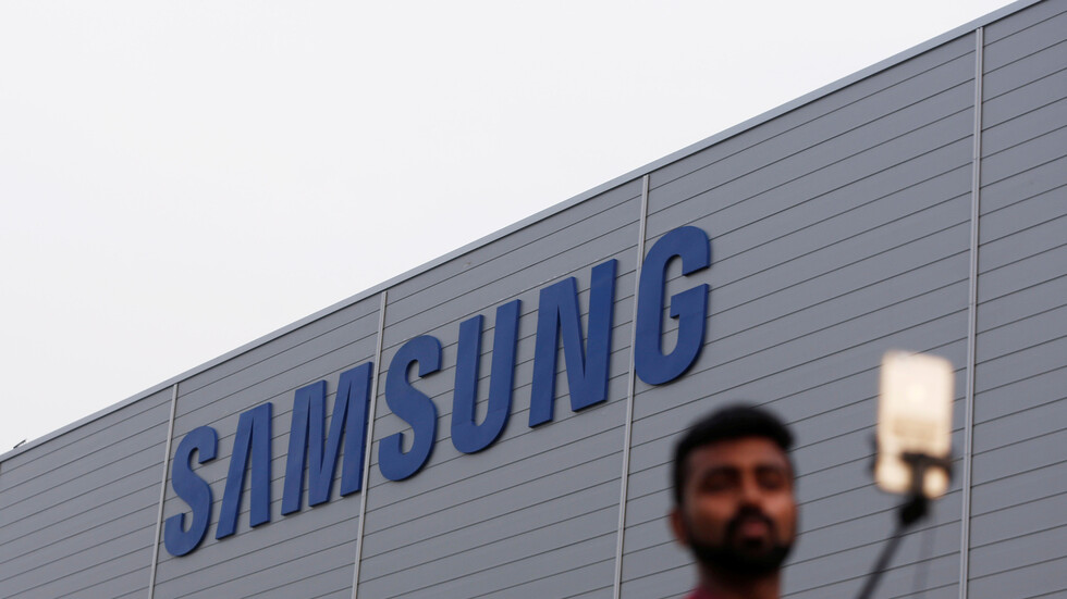 "سامسونغ" و"إل جي" توقفان نشاط مصنعيهما مؤقتا في روسيا