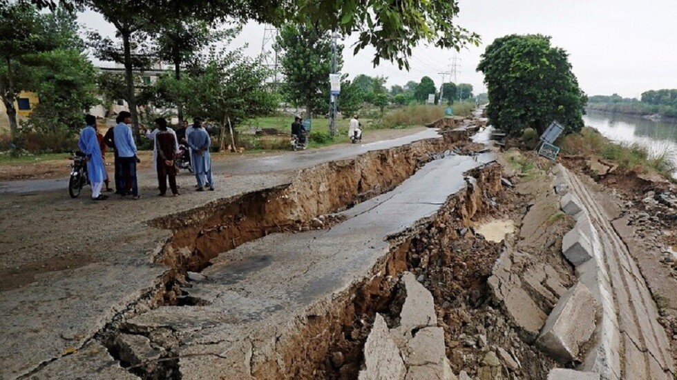 هزة أرضية تضرب أفغانستان وباكستان
