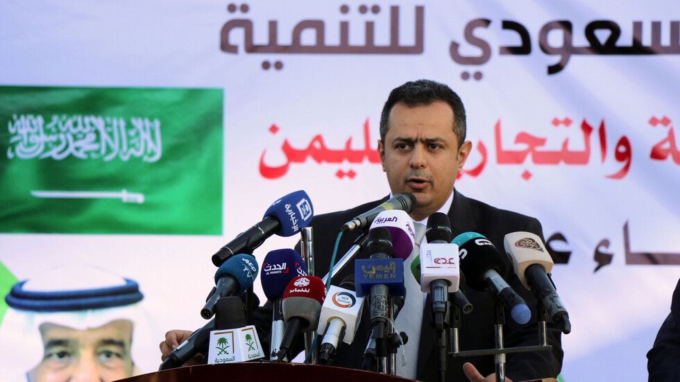 الحكومة اليمنية تمدد إغلاق كافة المنافذ البرية والبحرية والجوية بسبب كورونا