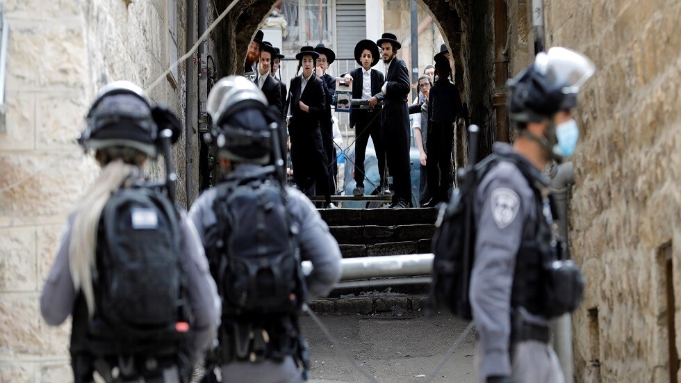 إسرائيل تستخدم برنامجا تجسسيا لكشف المصابين بكورونا