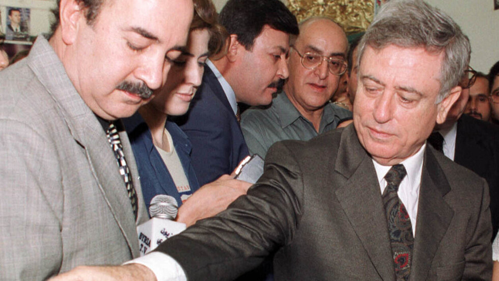 وفاة عبد الحليم خدام في باريس