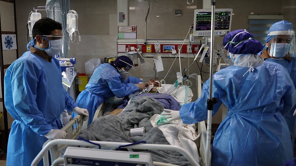 إيران: 3111 إصابة جديدة و141 وفاة بكورونا خلال الـ24 ساعة الماضية