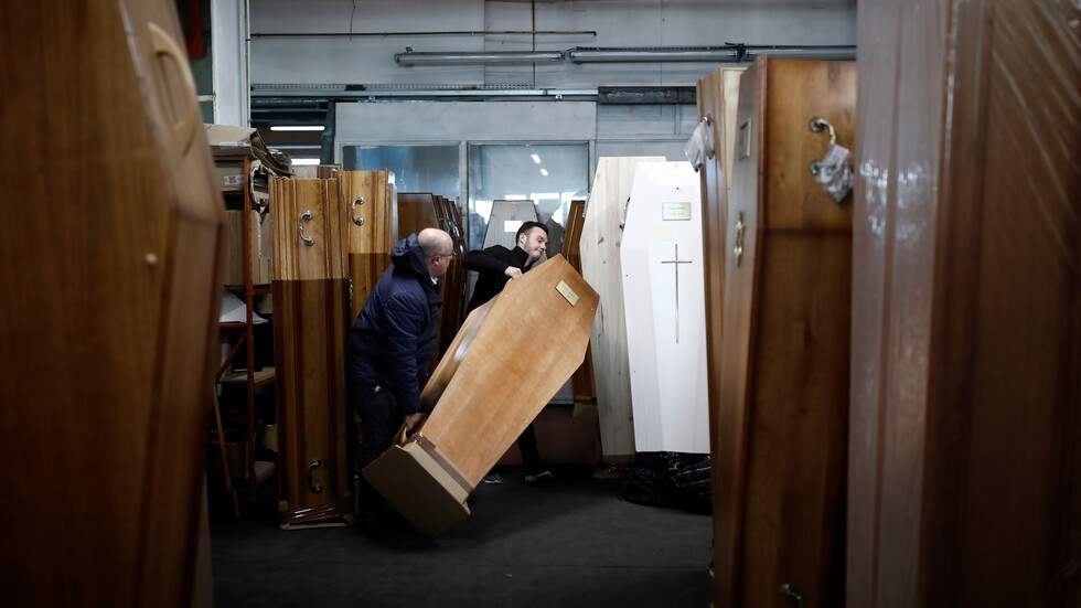 ارتفاع يومي غير مسبوق لوفيات كورونا في فرنسا بواقع 499 حالة