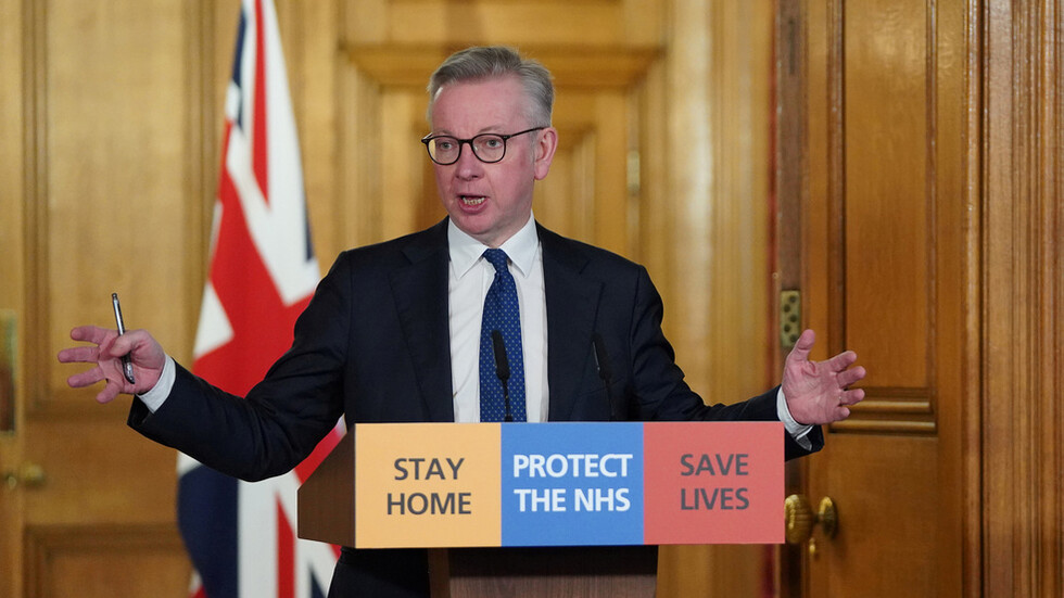 الحكومة البريطانية: أعداد وفيات كورونا صادمة جدا ولا نعرف متى سنصل الذروة