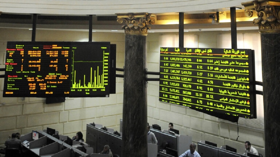 البورصة المصرية تنزف 32 مليار جنيه