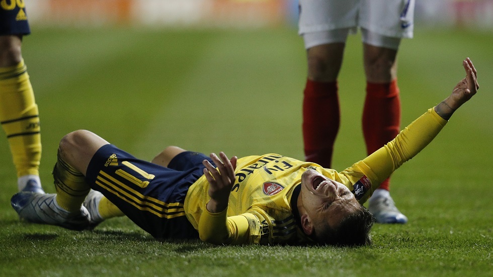 إصابة لاعب أرسنال توريرا بكسر في الكاحل