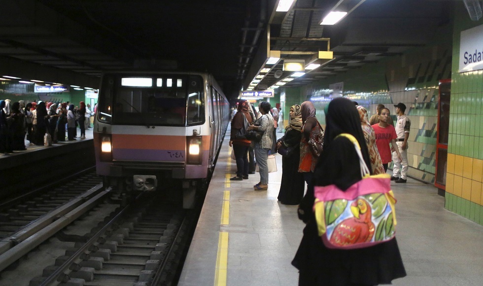 مصر.. تعليمات جديدة لركاب مترو الأنفاق مرتبطة بفيروس كورونا