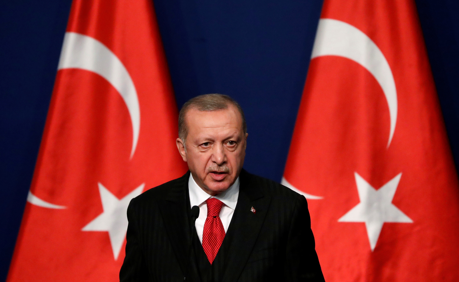 أردوغان: طلبنا من بوتين تبادل إدارة حقول النفط في دير الزور بسوريا بدلا من الإرهابيين