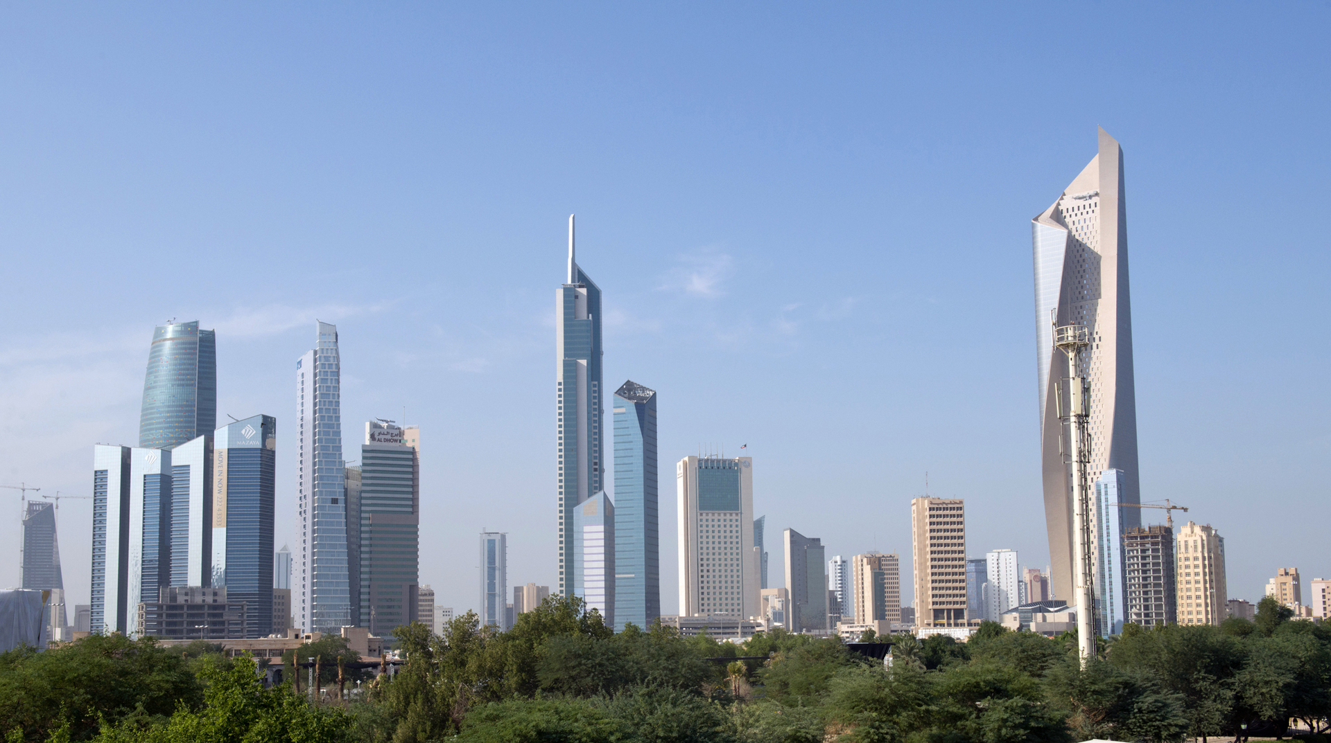الكويت تعلق معظم رحلات الركاب الجوية وتعلن إجازة رسمية في البلاد حتى 26 مارس بسبب كورونا