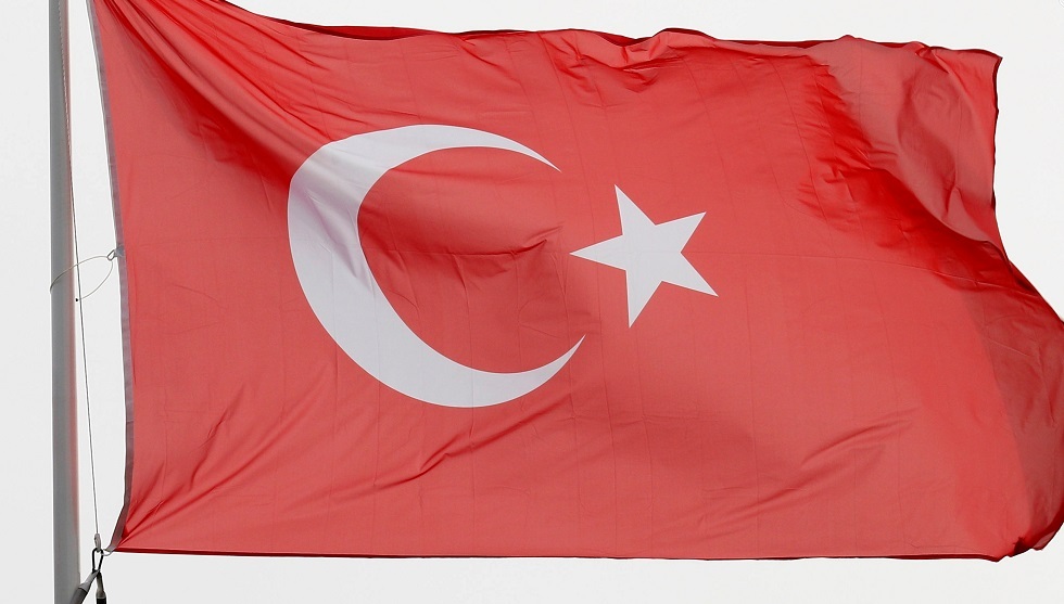 تركيا تستدعي سفير اليونان وتطالب أثينا بـ 