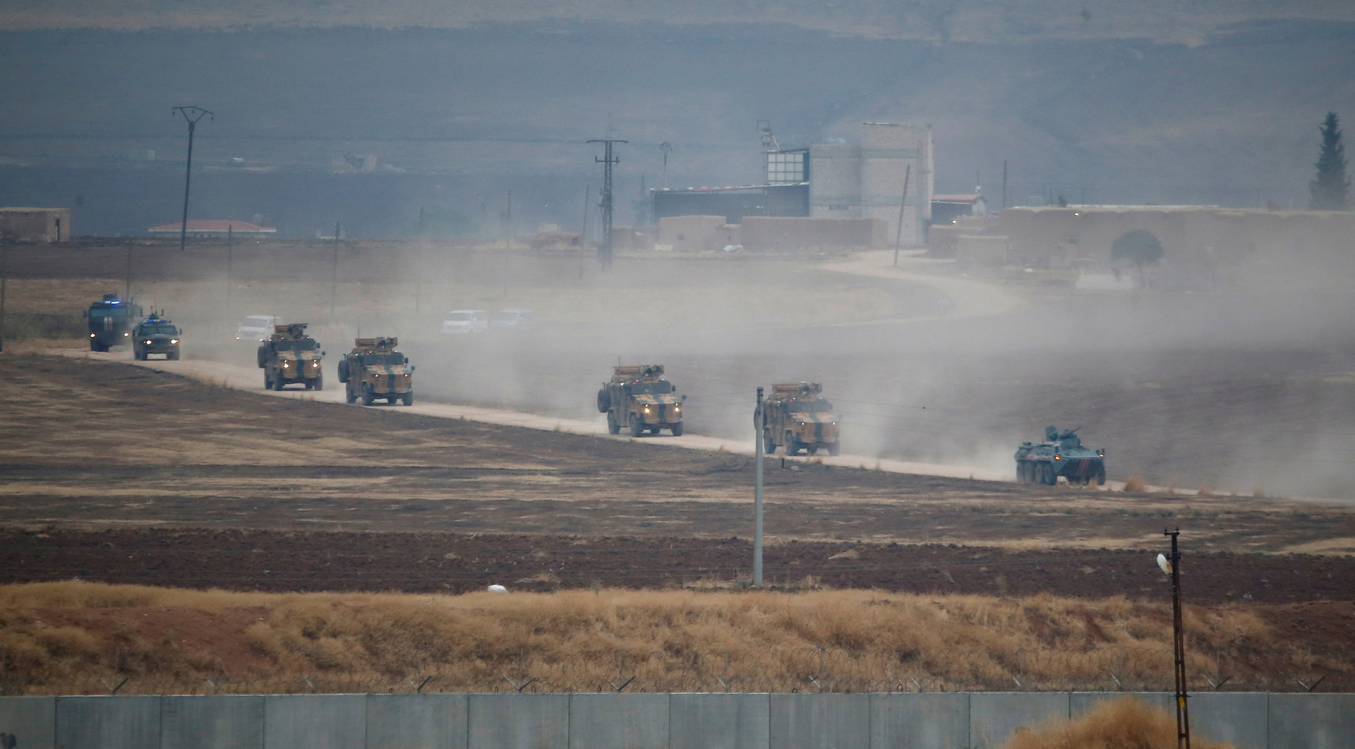 الدفاع الروسية تعلن عن نتائج المفاوضات العسكرية مع تركيا حول إدلب