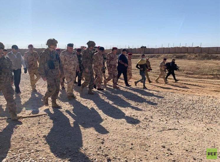 بالصور.. التحالف الدولي ينسحب من قاعدة القائم العراقية