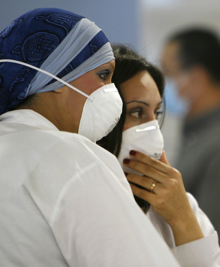 مصر تعلن عدد المواطنين المصابين بفيروس كورونا
