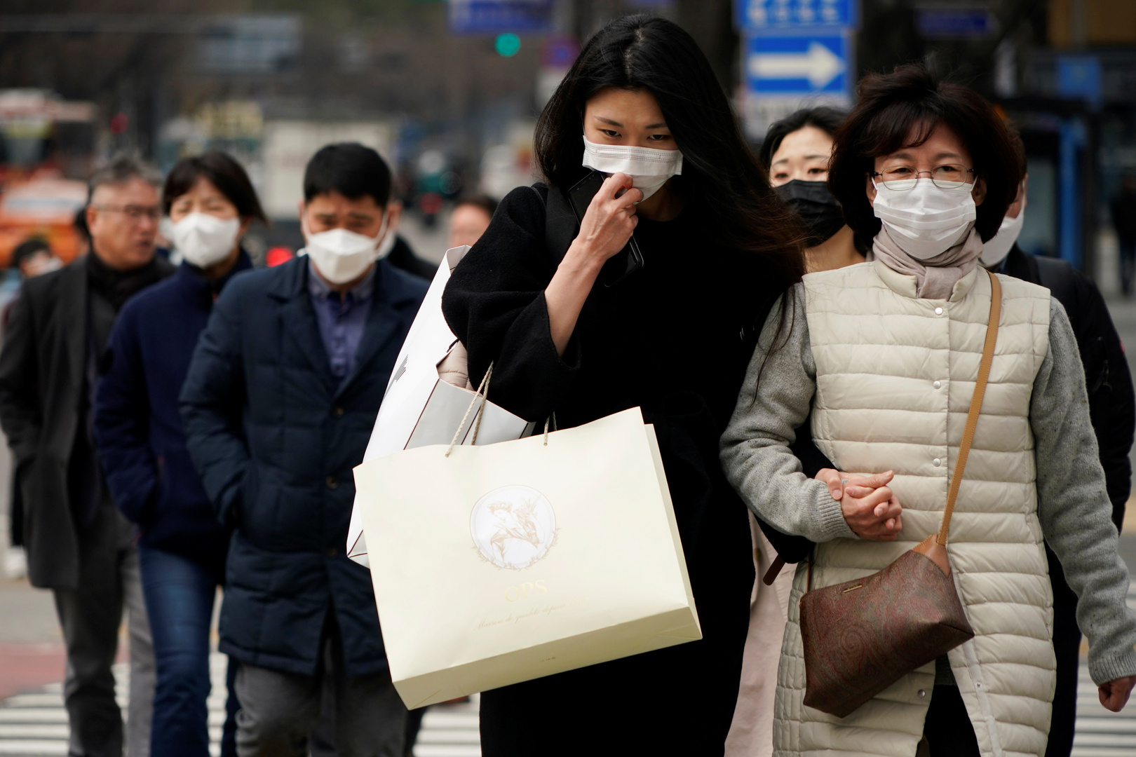 كوريا الجنوبية تعلن ارتفاع عدد المصابين بكورونا إلى نحو 9 آلاف والهند تفرض حظر تجول