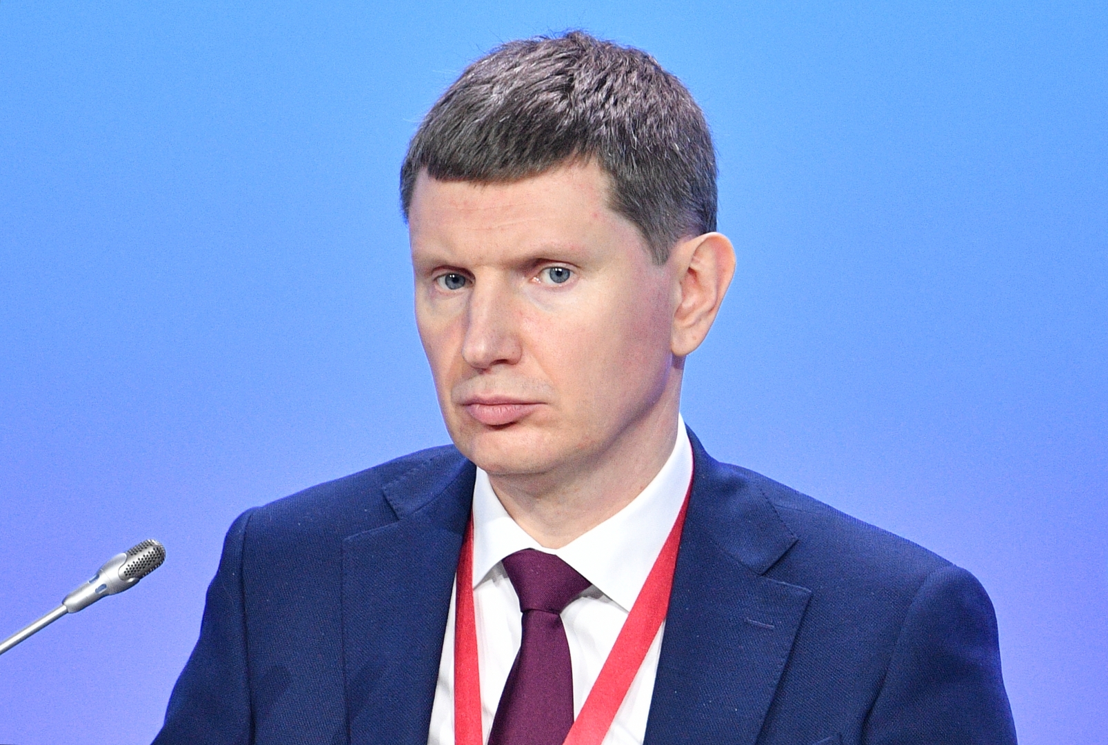 وزير يتحدث عن تداعيات انتشار كورونا على قطاع الأعمال الروسي