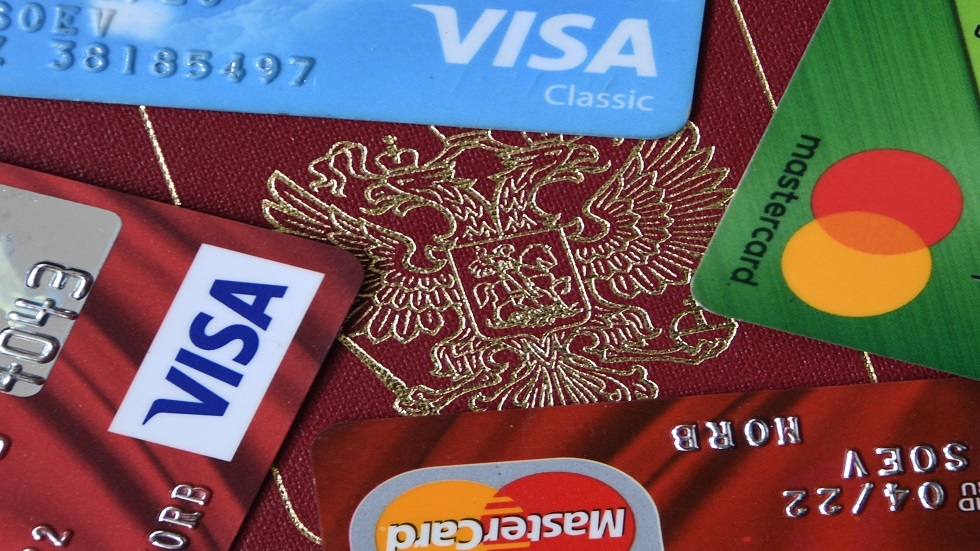 كشف مجموعة دولية كبيرة لتجار بطاقات الائتمان المسروقة في روسيا
