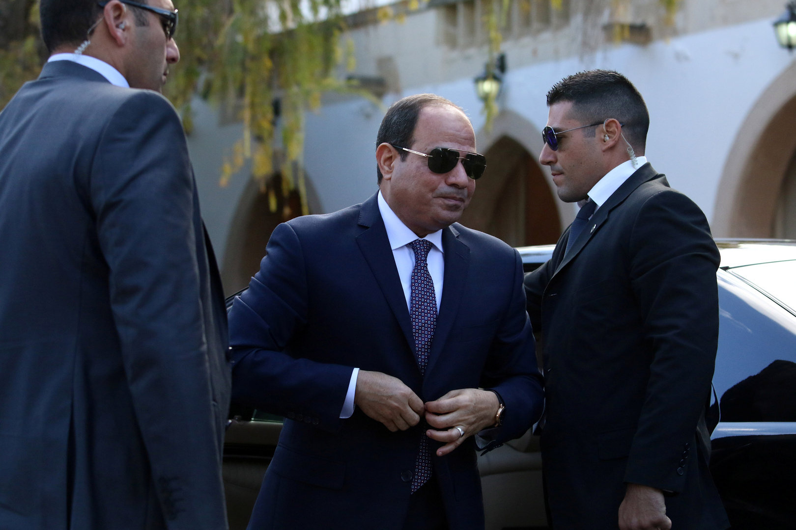 السيسي بعد فرض حظر التجوال: الدولة المصرية ستتصدى لأي محاولة إخلال بإجراءات مواجهة فيروس كورونا