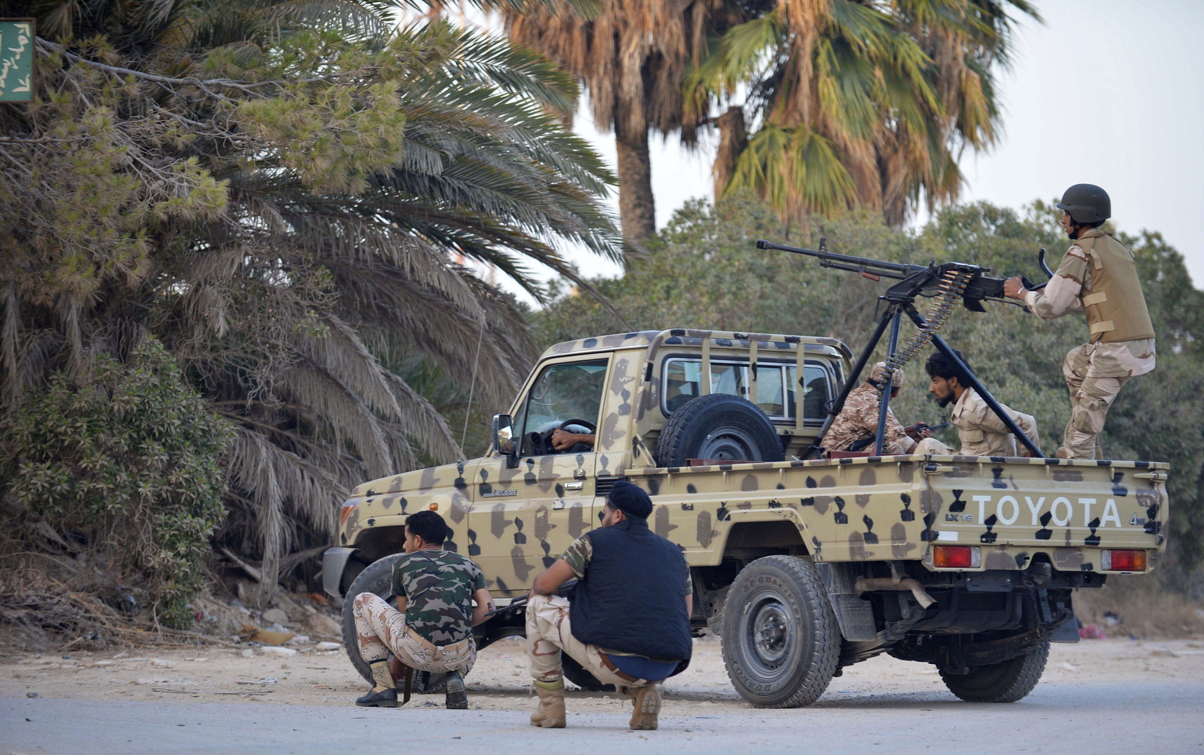 قائد ميداني في الجيش الليبي يتوعد 