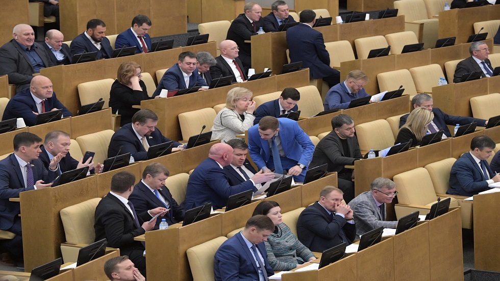البرلمان الروسي يقترح إعفاء المواطنين من دفع أجر السكن