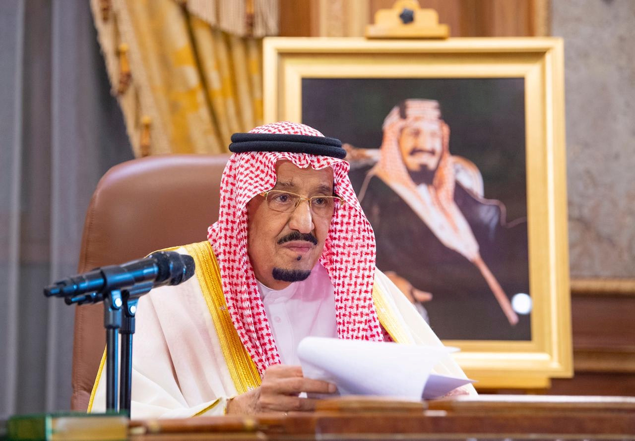 العاهل السعودي يقر إجراءات جديدة للحد من انتشار فيروس 