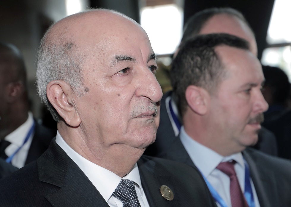 الرئيس الجزائري يغرد مواسيا سكان مدينة البليدة الخاضعة للحجر الصحي