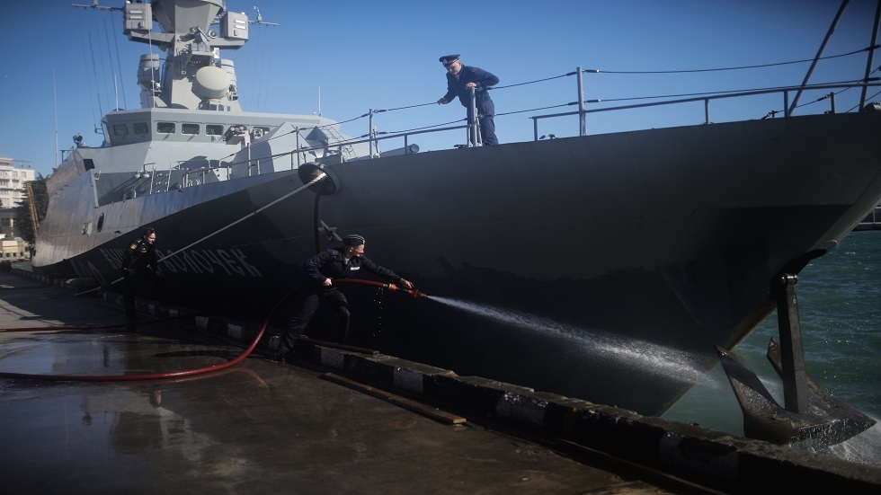 فرقاطات روسية تتزود بصواريخ مضادة للسفن
